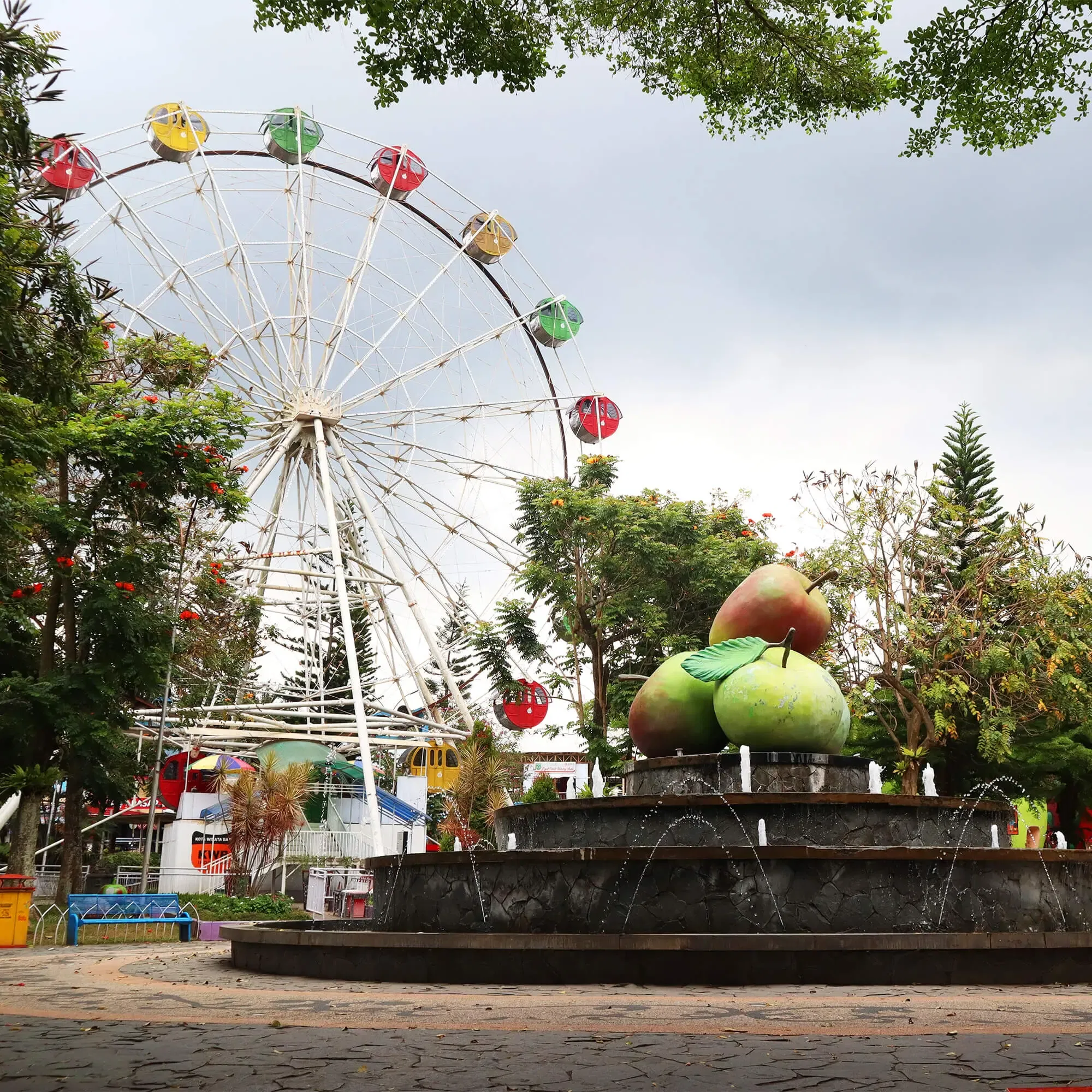 Image 500: Batu