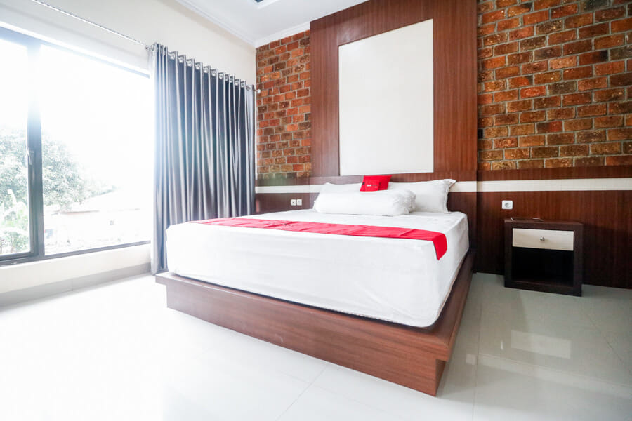 RedDoorz Plus near Kualanamu Airport