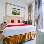 RedDoorz Plus near Sultan Hasanuddin Airport
