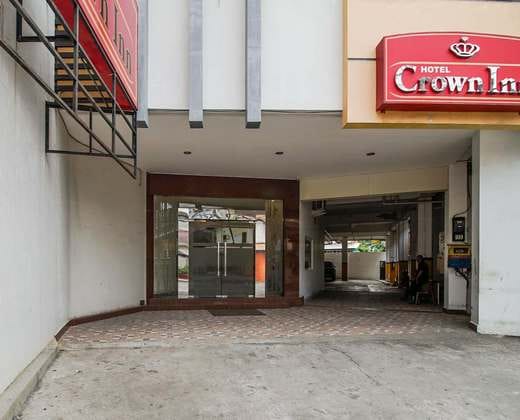 RedDoorz Plus @ Karebosi Area 2