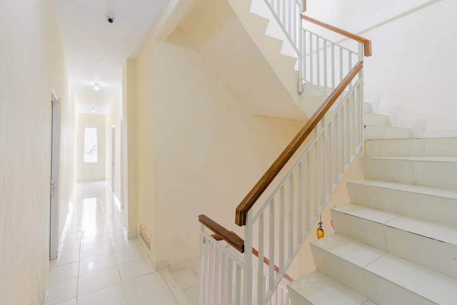 RedDoorz Plus near Taman Rasuna Menteng