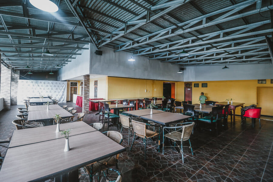 RedDoorz Plus @ Neo Asri Hotel Megamendung Puncak Bogor