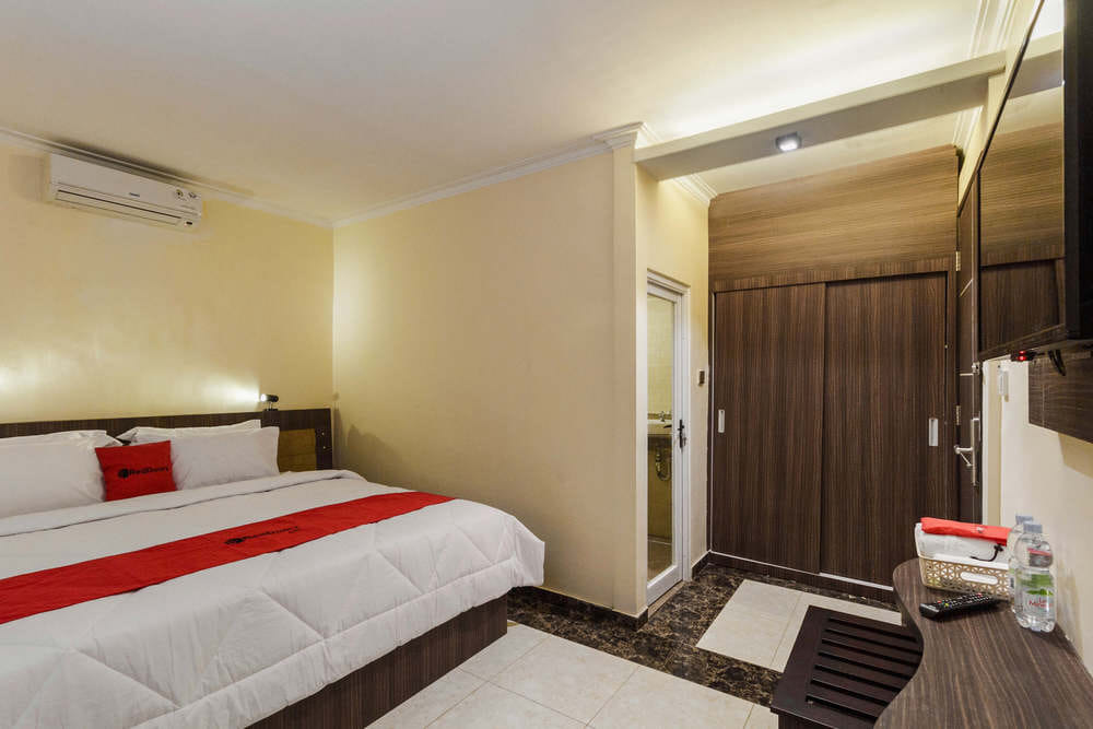 RedDoorz Premium