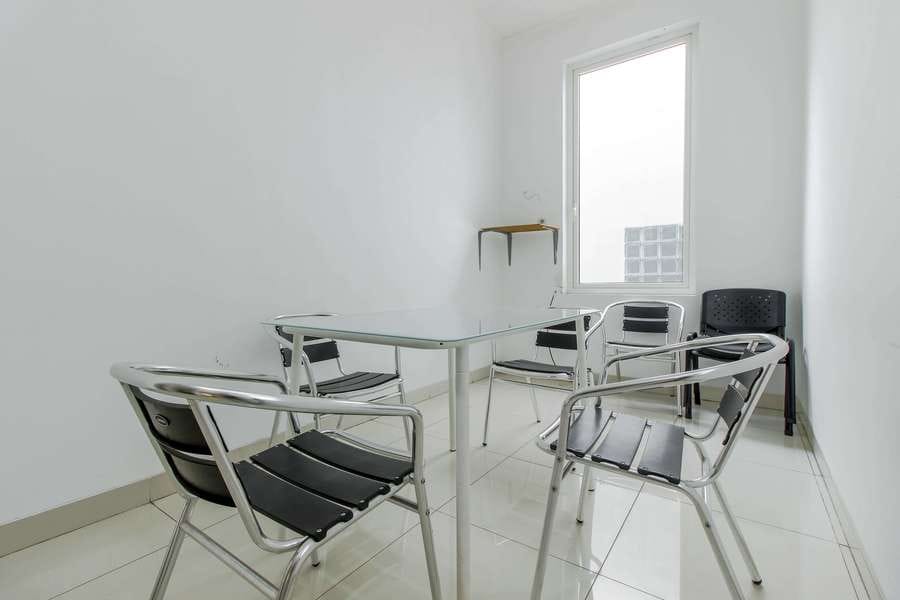 RedDoorz near UPH Karawaci 2