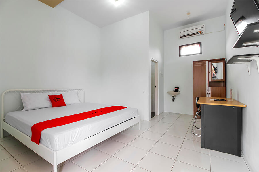 RedDoorz @ Jagakarsa 2