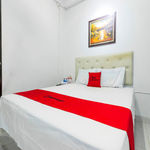 RedDoorz Near Gajah Mada Plaza 2