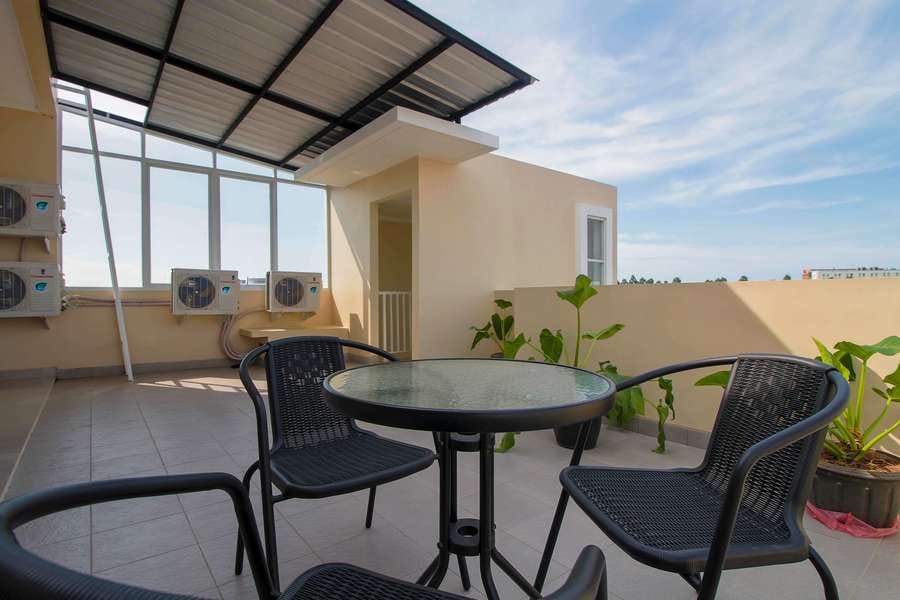 RedDoorz near Soekarno Hatta Airport