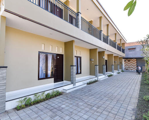 RedDoorz Plus near Jalan Imam Bonjol Denpasar