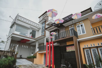 RedDoorz Syariah @ Jalan Dieng 