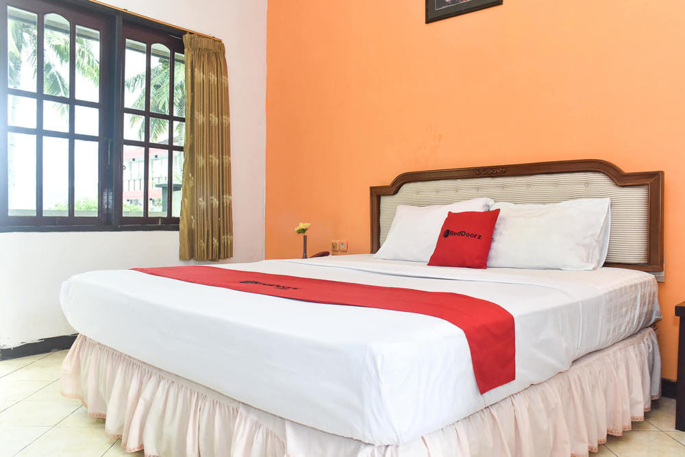 RedDoorz Premium
