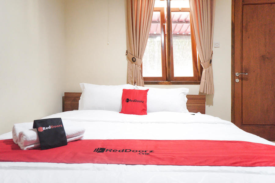 RedDoorz Syariah near Exit Tol Malang