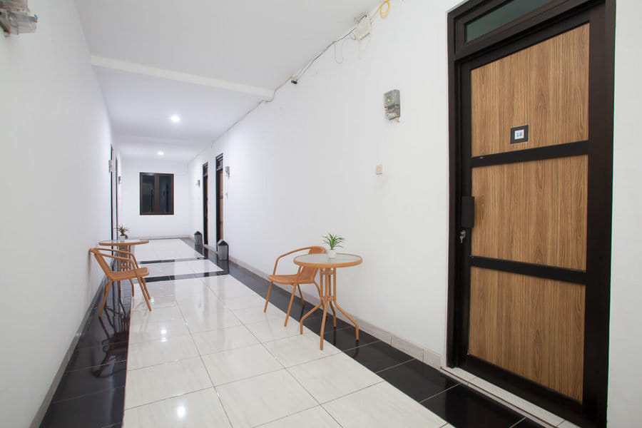 RedDoorz Syariah near DBL Arena 2