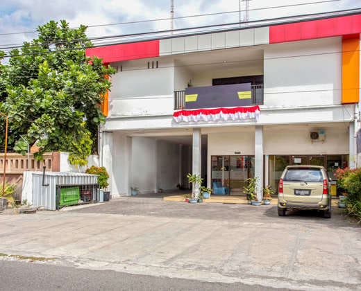 RedDoorz near Adisucipto Airport 3
