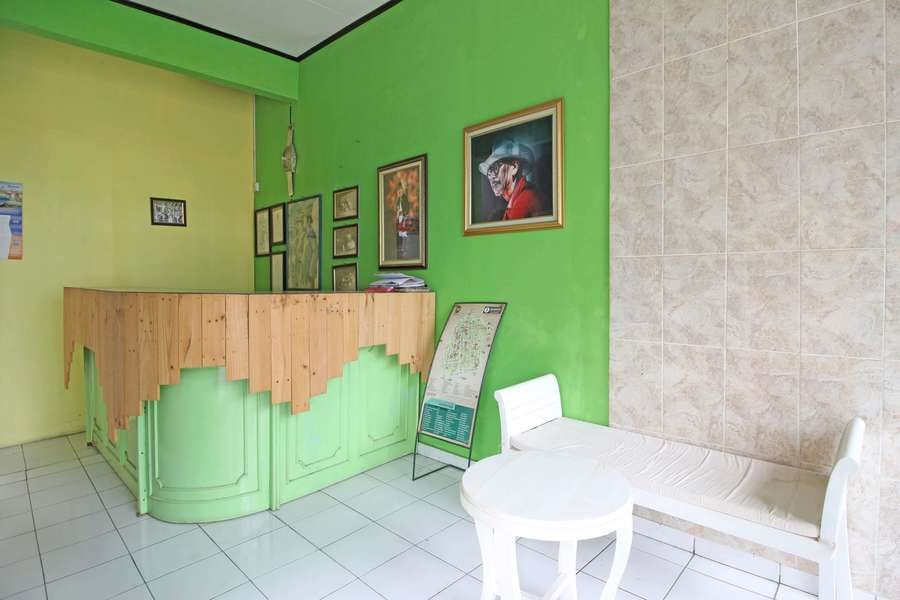 RedDoorz near Pojok Beteng Prawirotaman