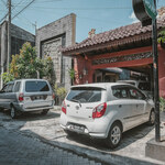 RedDoorz near Galeria Mall 2