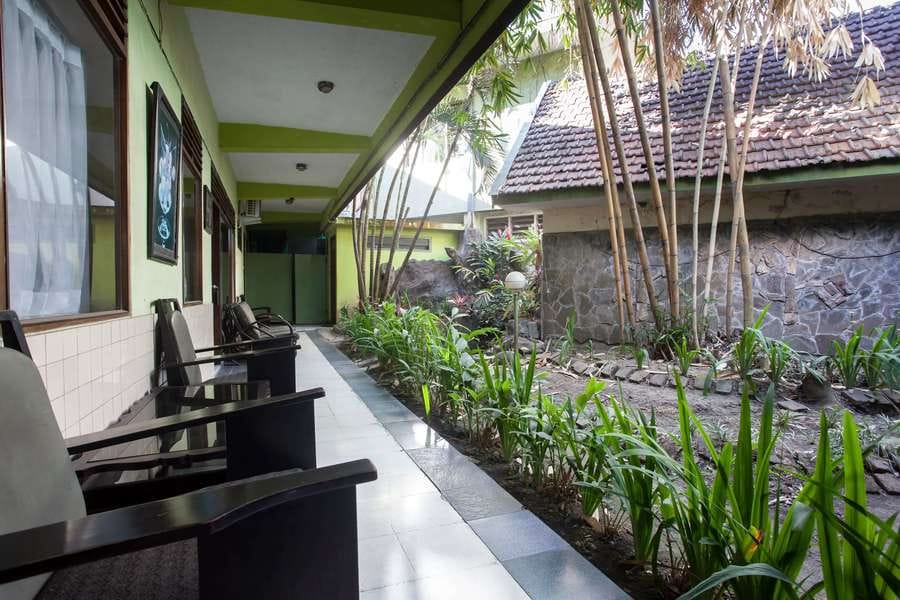 RedDoorz near Balai Kota Malang