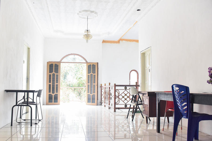 RedDoorz near Sultan Hasanuddin Airport 2 Makassar