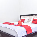 RedDoorz near Sultan Hasanuddin Airport 2 Makassar