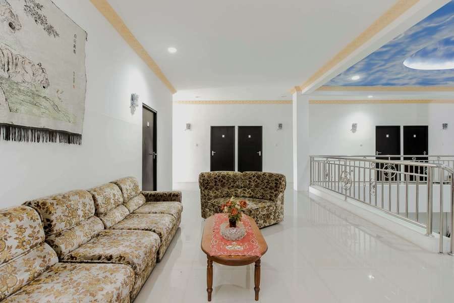 RedDoorz near Sam Ratulangi Airport Manado