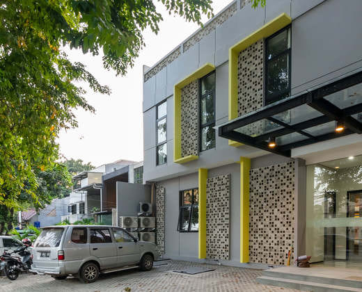 RedDoorz Plus near Senayan City