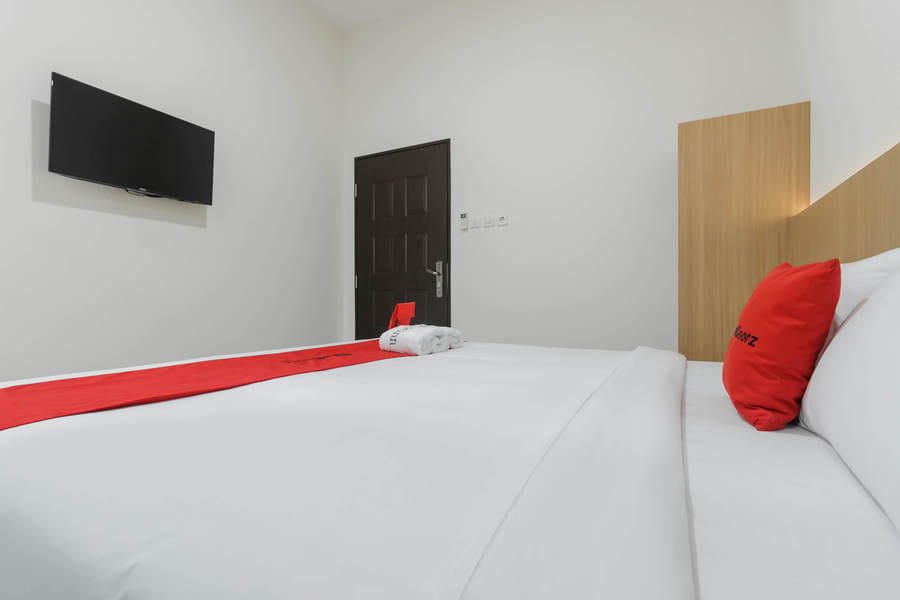 RedDoorz near Mall SKA Pekanbaru