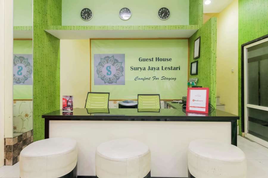 RedDoorz near Taman Samarendah