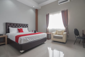 RedDoorz near Islamic center Samarinda