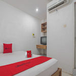 RedDoorz near Gajah Mada Pontianak