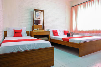RedDoorz Syariah near Kopeng Treetop Adventure