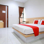RedDoorz Syariah near Universitas Jenderal Soedirman