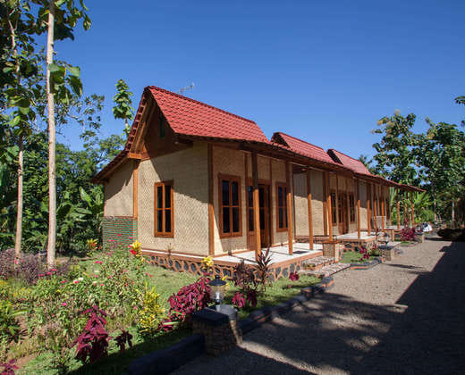 RedDoorz near Banyuwangi Kota Train Station