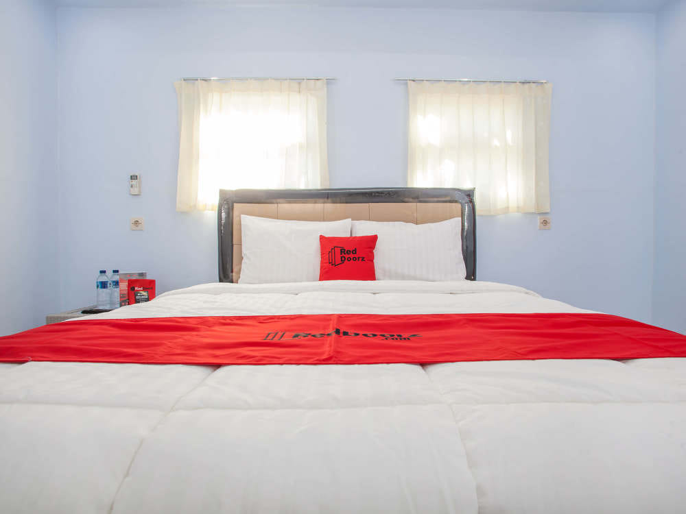 Reddoorz Room without AC