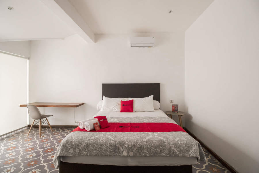 RedDoorz Plus @ Demangan Gejayan