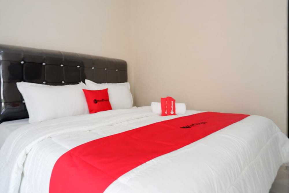 RedDoorz SALE