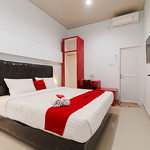 RedDoorz Plus near Palembang Icon Mall 2