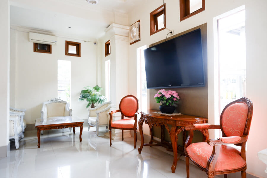 RedDoorz Plus @ Hotel Srikandi Kendari