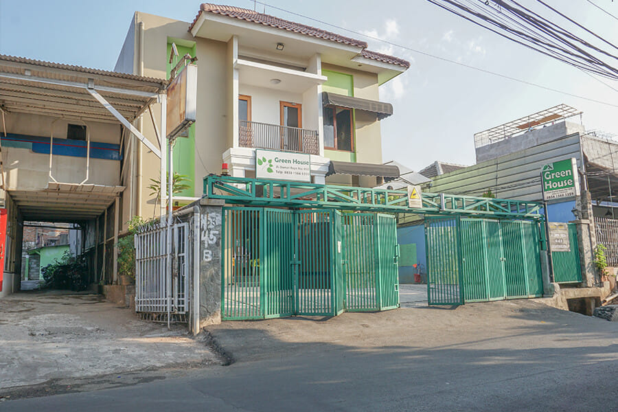 RedDoorz near Kemang Square