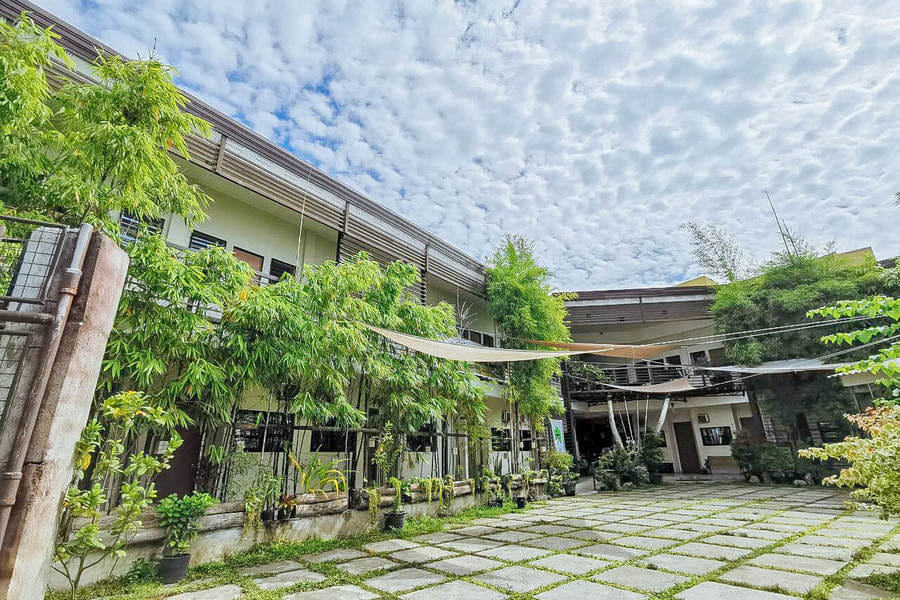 RedDoorz near KCC Mall Gensan