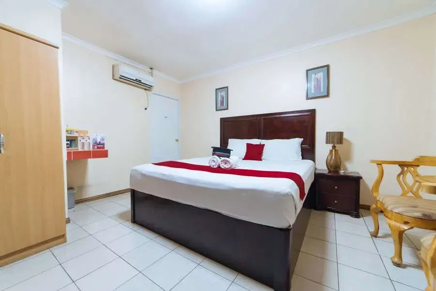 RedDoorz Clarkview 21st Street Angeles City