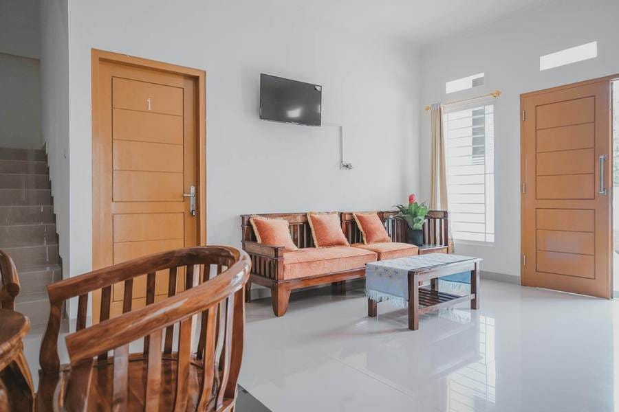 RedDoorz near Pahoman Stadium Lampung
