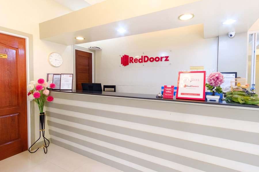 RedDoorz Premium @ Gabinete Road Palawan 