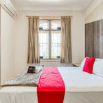 RedDoorz near UNTAG Surabaya