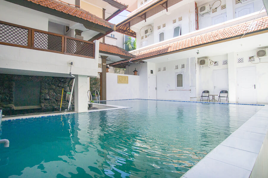 RedDoorz @ Jalan Gatot Subroto Denpasar