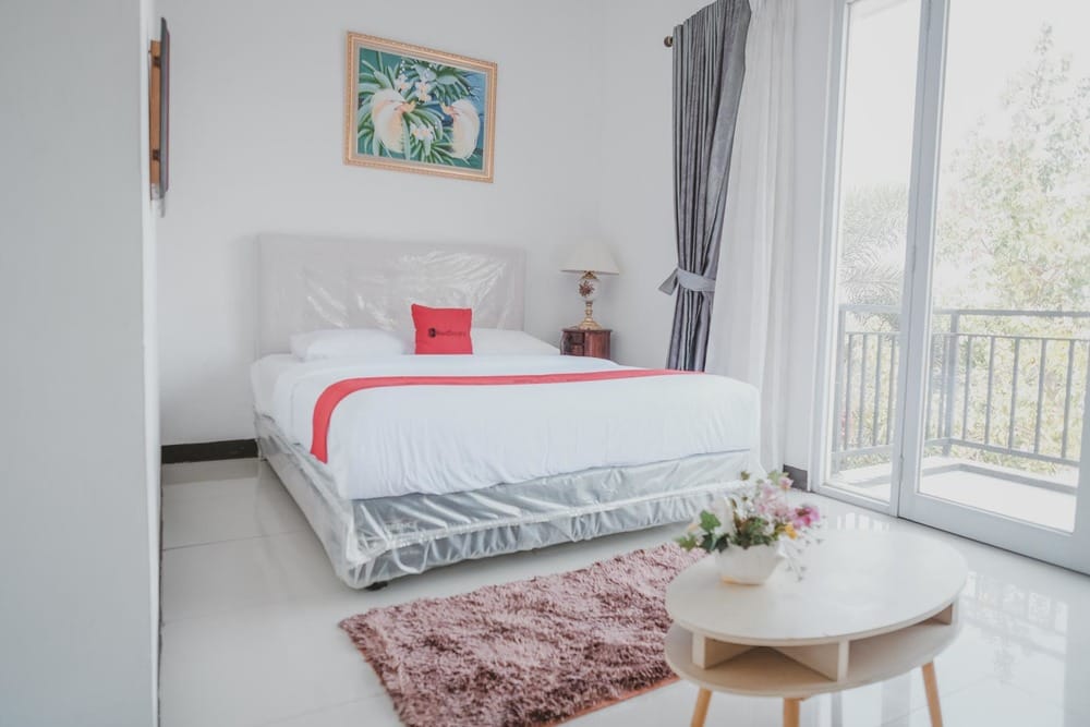 RedDoorz Suite