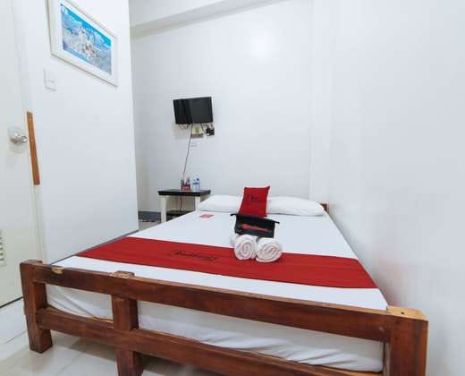 RedDoorz @ Plaza Jaro Iloilo