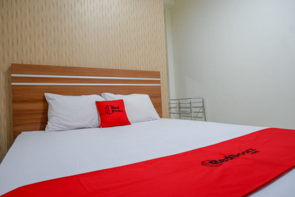RedDoorz Room