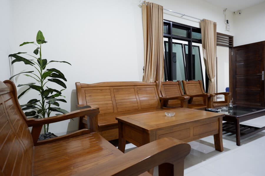 RedDoorz near Living Plaza Purwokerto