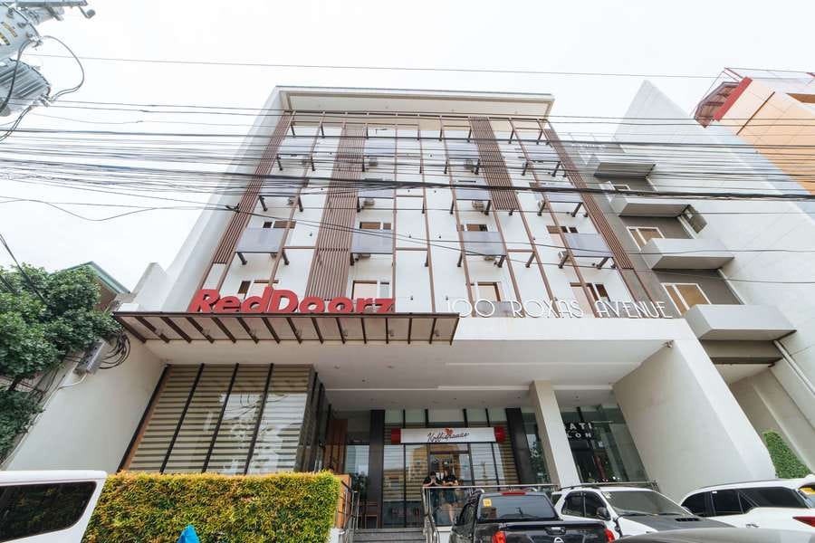 RedDoorz Plus @ Roxas Street Davao