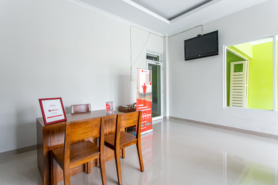 RedDoorz near Universitas Muhammadiyah Yogyakarta