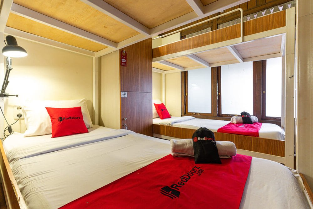 Single Bed in Male Dormitory 